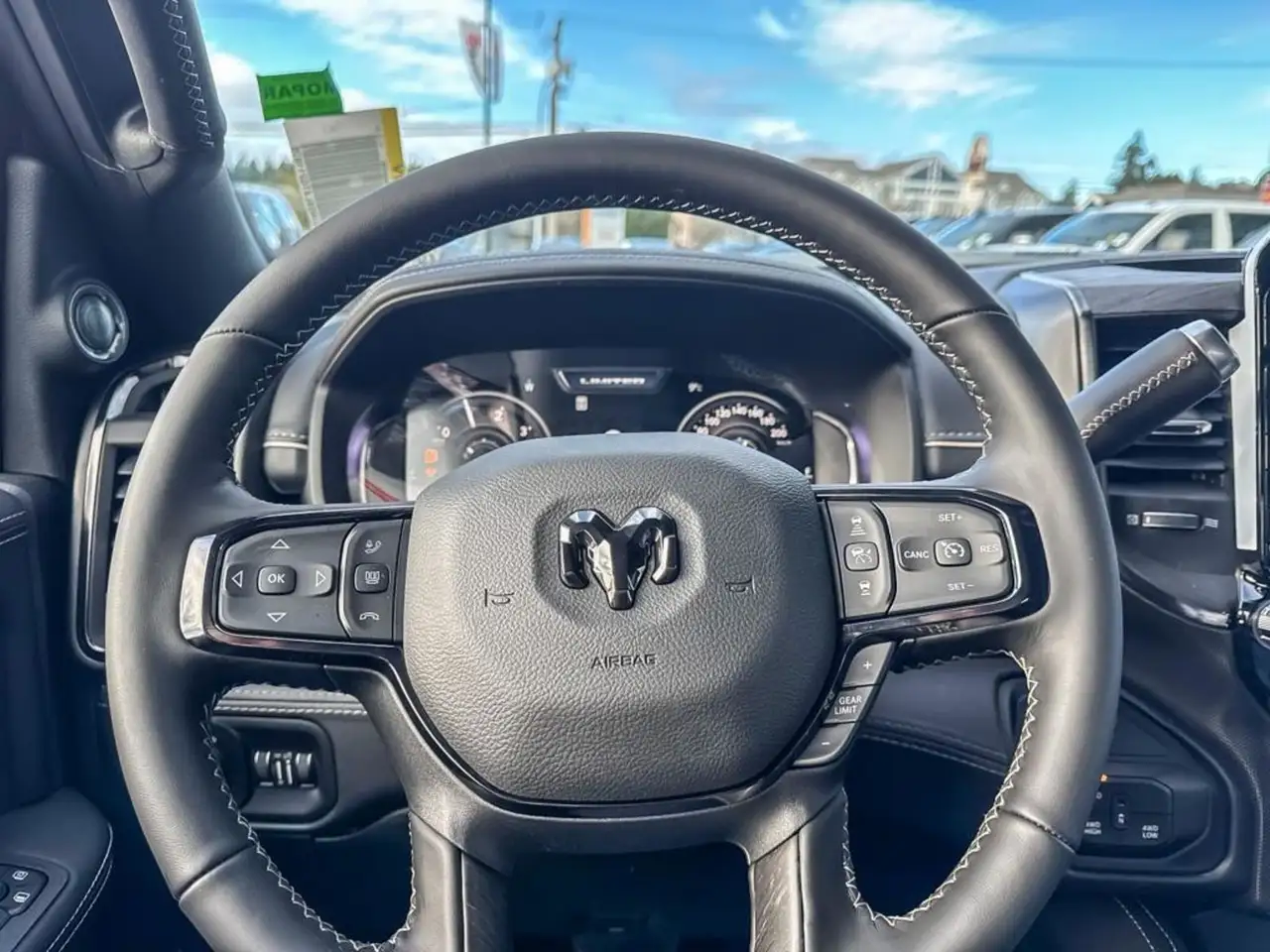 RAM 3500 снимка RAM 3500