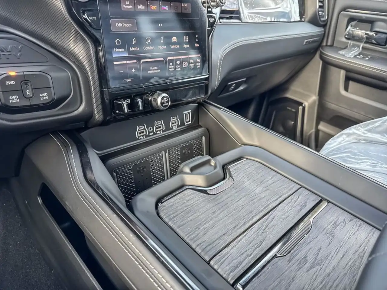 RAM 3500 снимка RAM 3500