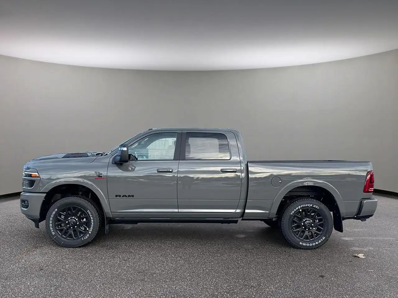 RAM 3500 снимка RAM 3500