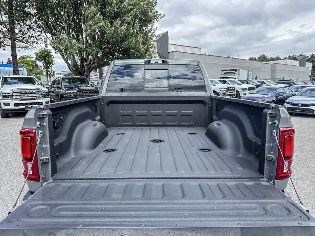 RAM 3500 photo RAM 3500