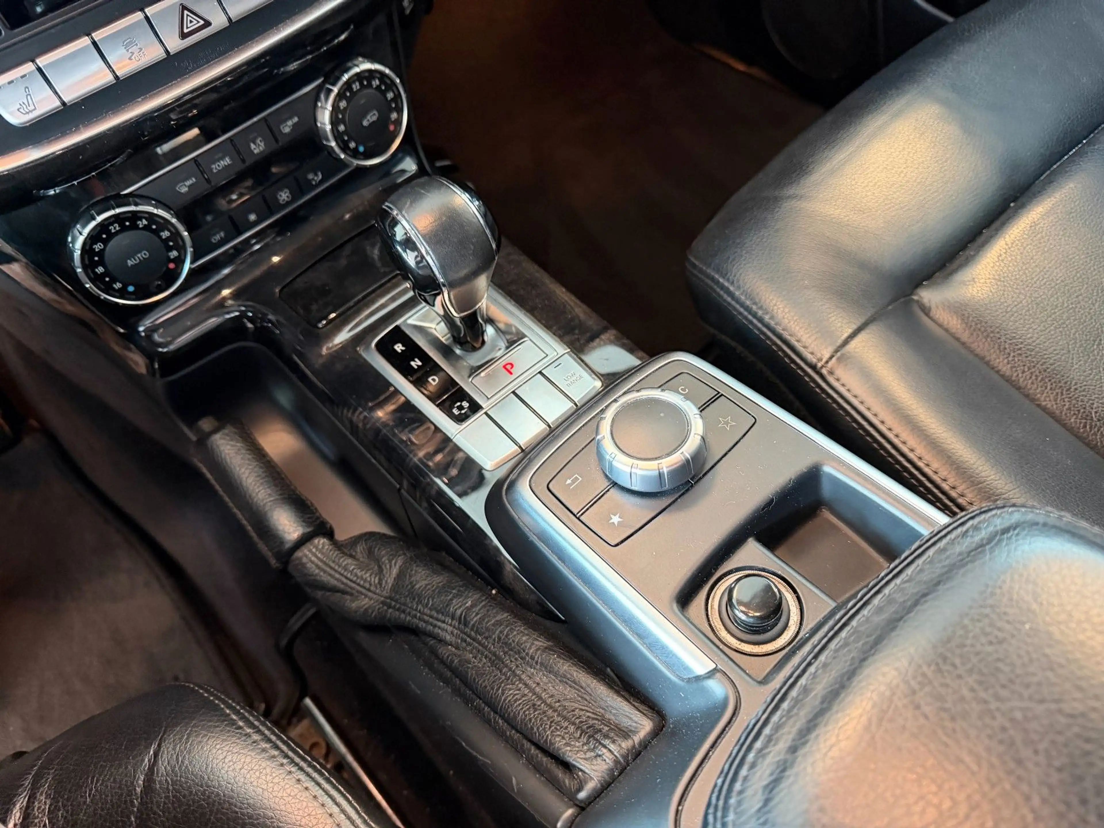 Mercedes-Benz G 350 d BT 7G-Tr. SHD SHZ Xenon Ambiente Comand — photo 16