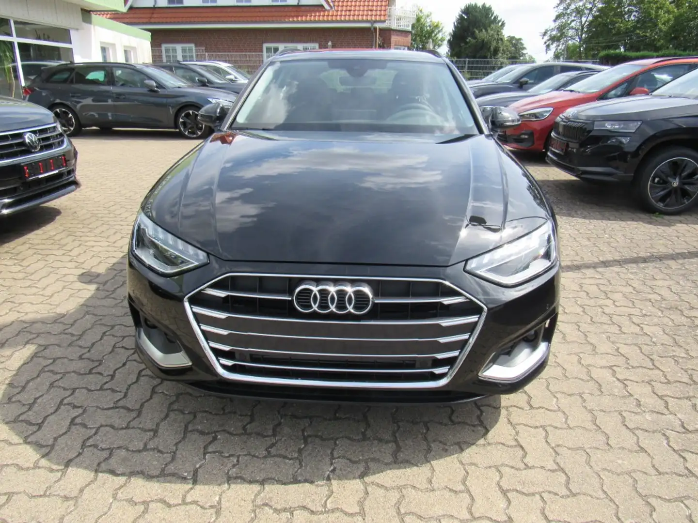 Audi A4 Avant Advanced 40 TFSI S-Tron.,Tour+Stadt+AHK Fekete - 2