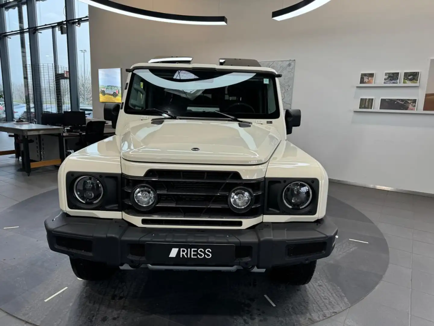 Ineos Grenadier Fieldmaster Edition AHK, Aktionspreis! Biały - 2
