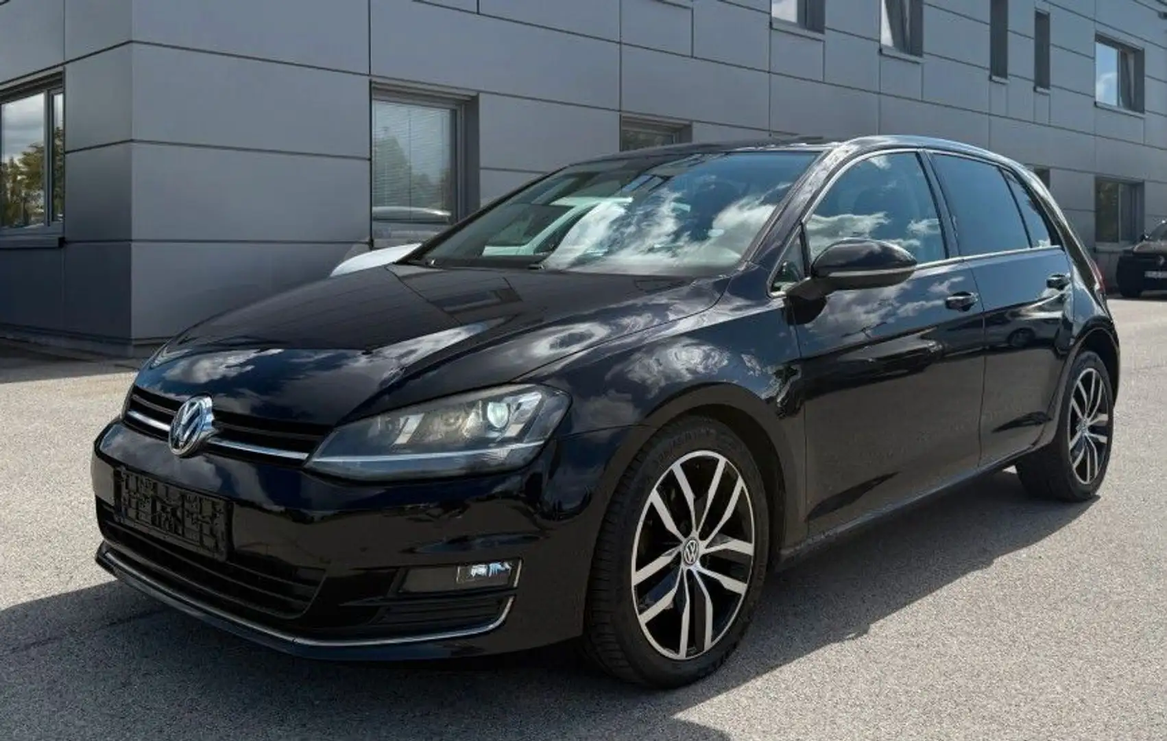 Volkswagen Golf VII Lim. Highline BMT 4Motion Zwart - 1