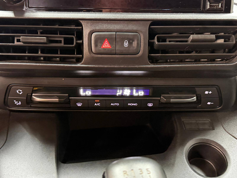 Peugeot Partner Partner 5 places Utilitaire  TVA Déductible — photo 20