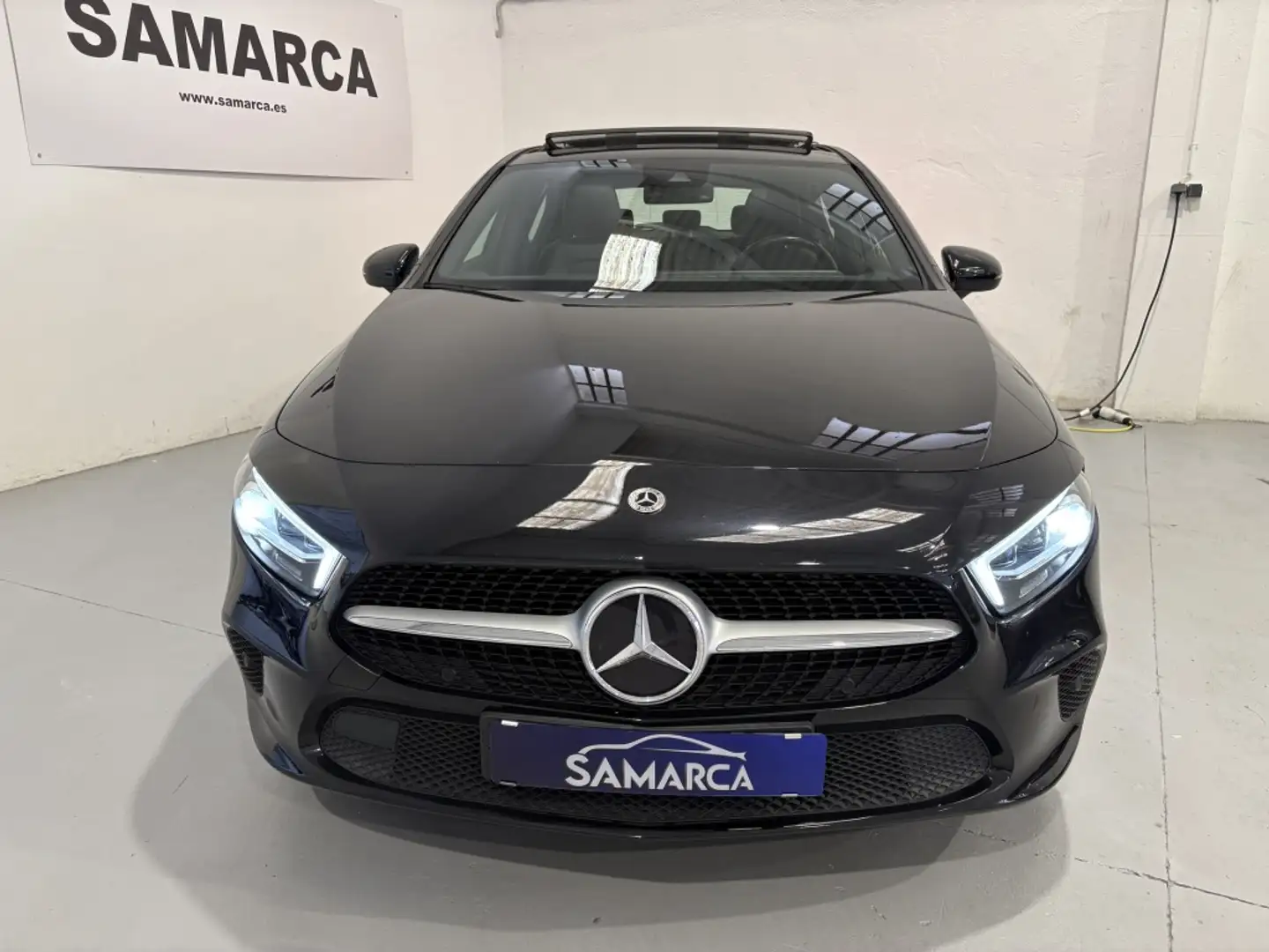 Mercedes-Benz A 250 250e 8G-DCT Negro - 2