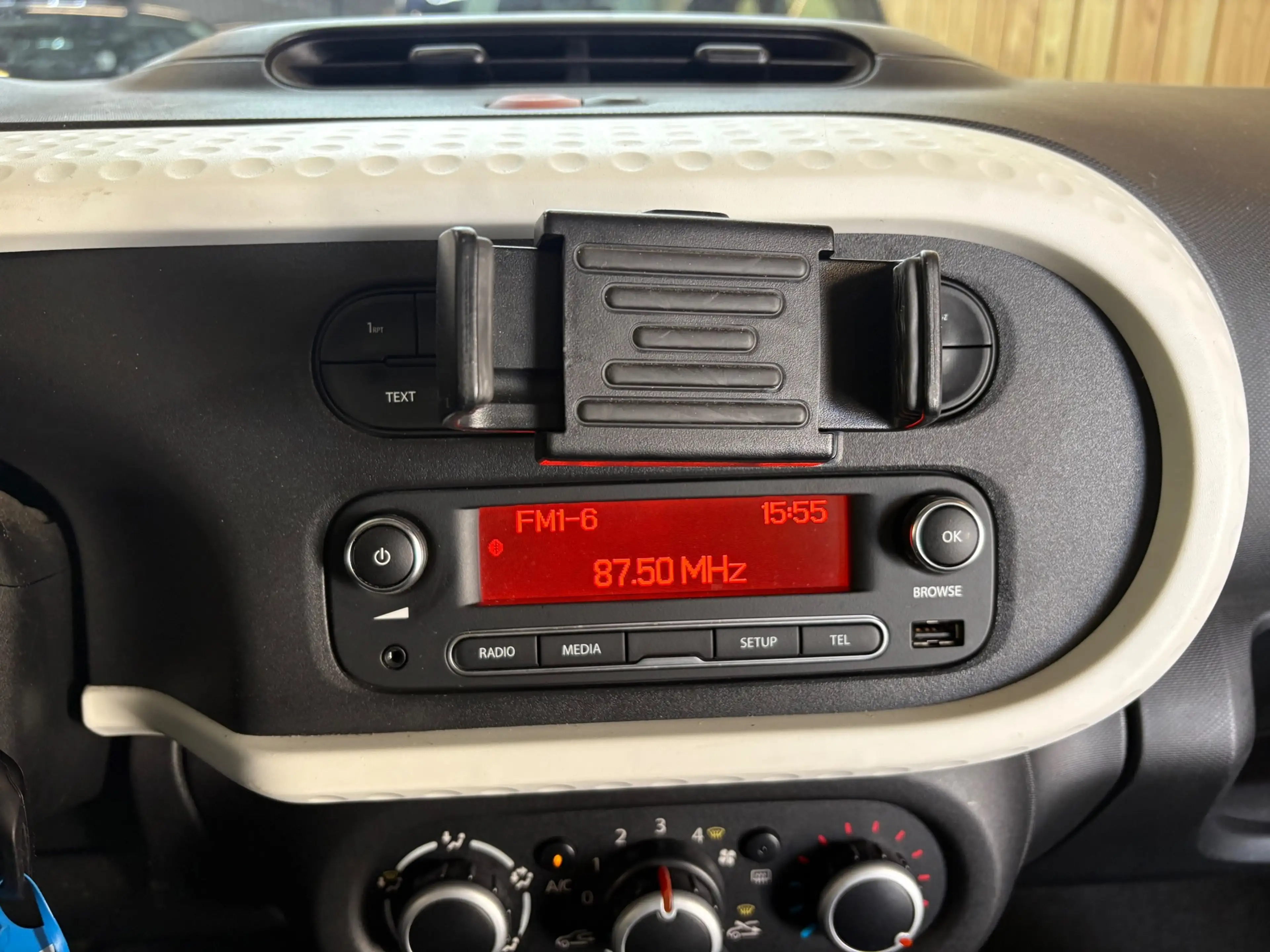 Renault Twingo 1.0 SCe Collection Cruise|Led|Airco|Bluetooth — photo 22