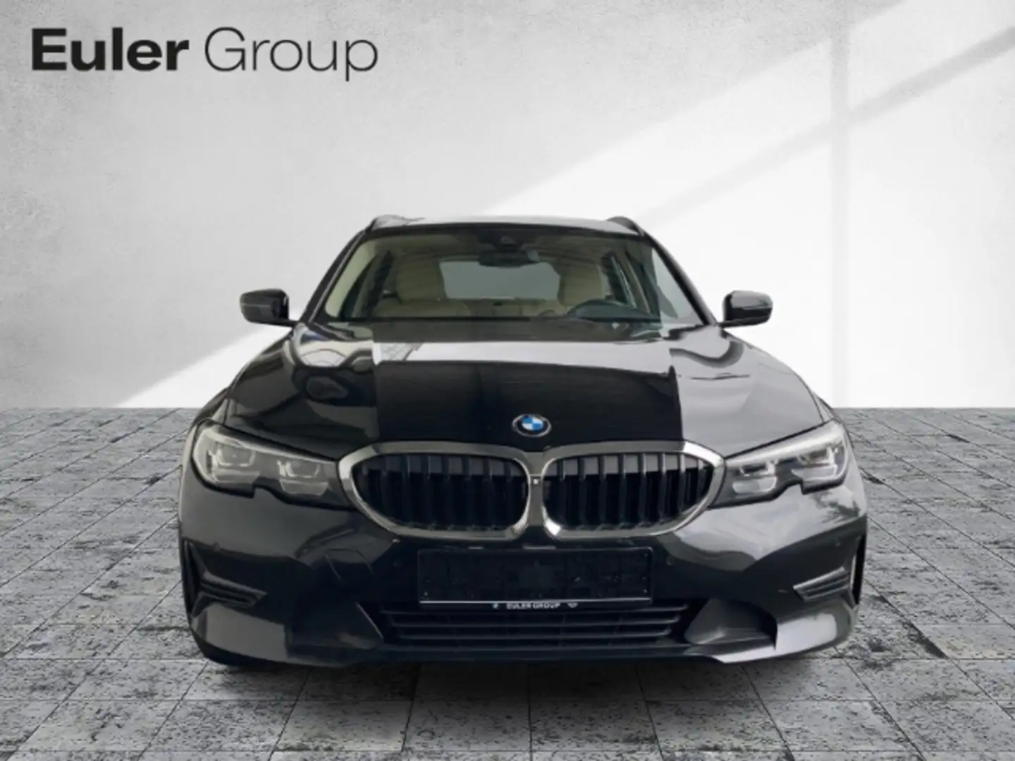 BMW 318 d Tour AHK Navi PDC Leder AppleCarplay Schwarz - 2