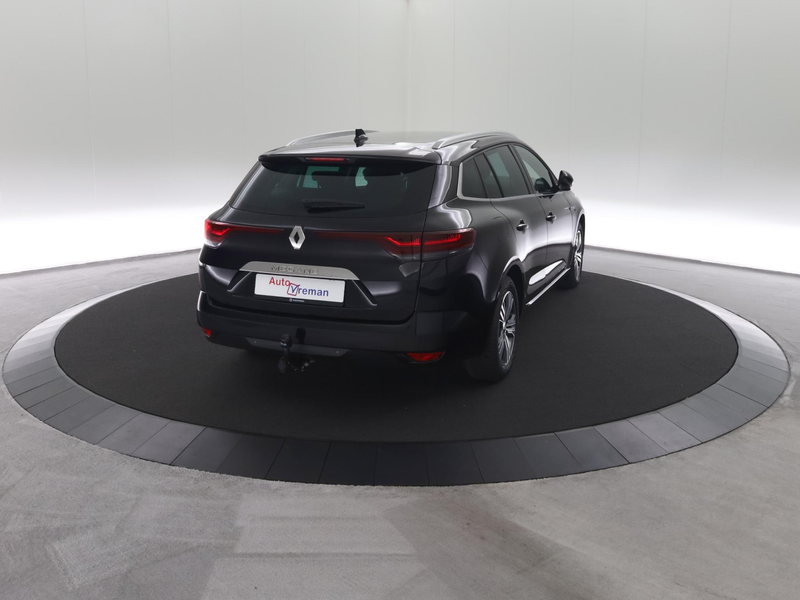 Renault Megane Estate 1.5 Blue dCi 115 Techno Automaat — photo 4