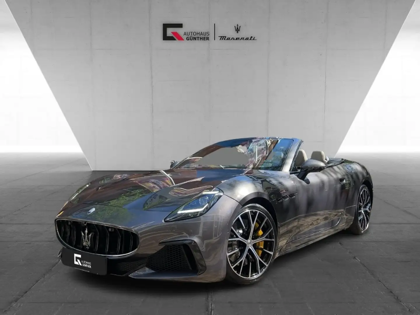 Maserati GranCabrio Trofeo MJ25 5J.Garantie Sportauspuff Gris - 1