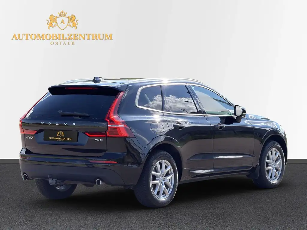 Volvo XC60 Momentum AWD | Nahezu Vollausstattung Bild 5