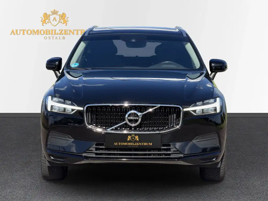 Volvo XC60 Momentum AWD | Nahezu Vollausstattung Bild 2