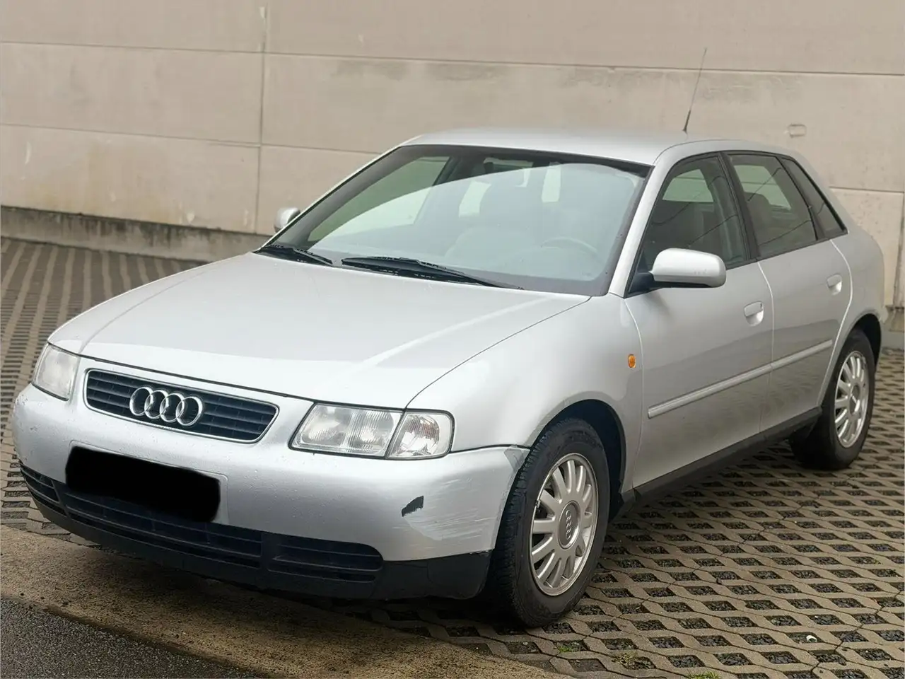 Audi A3 1.8i Ambiente, foto 2
