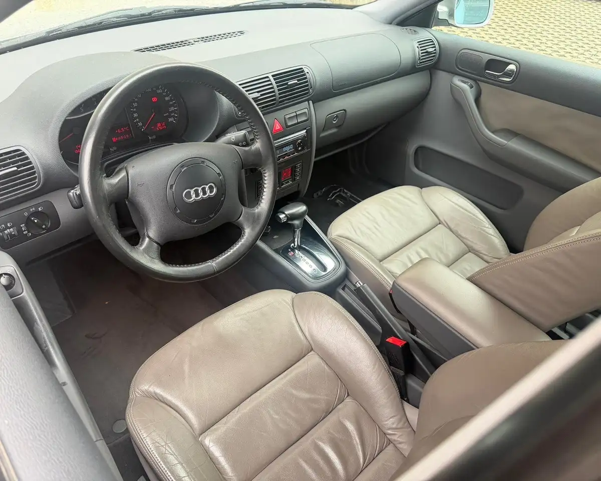 Audi A3 1.8i Ambiente, foto 8