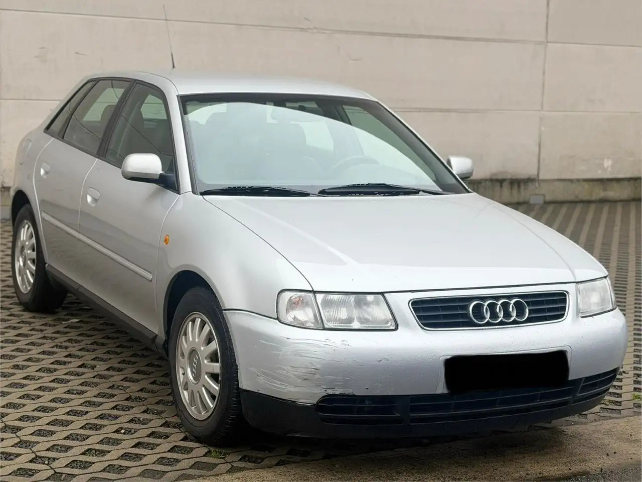 Audi A3 1.8i Ambiente, foto 1