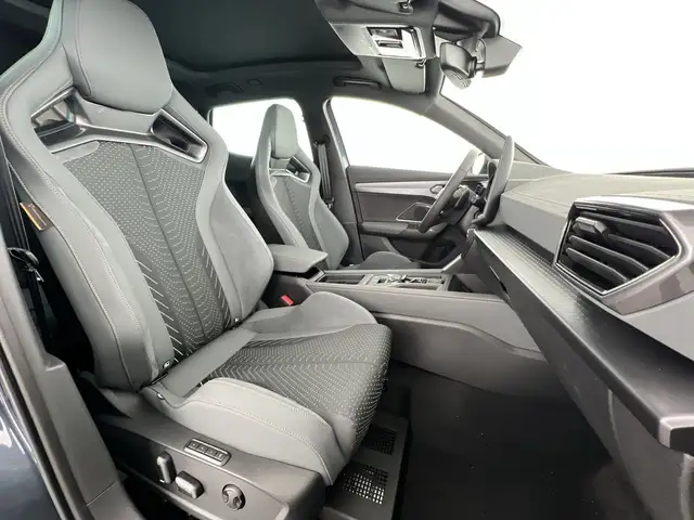 Cupra Formentor view 9