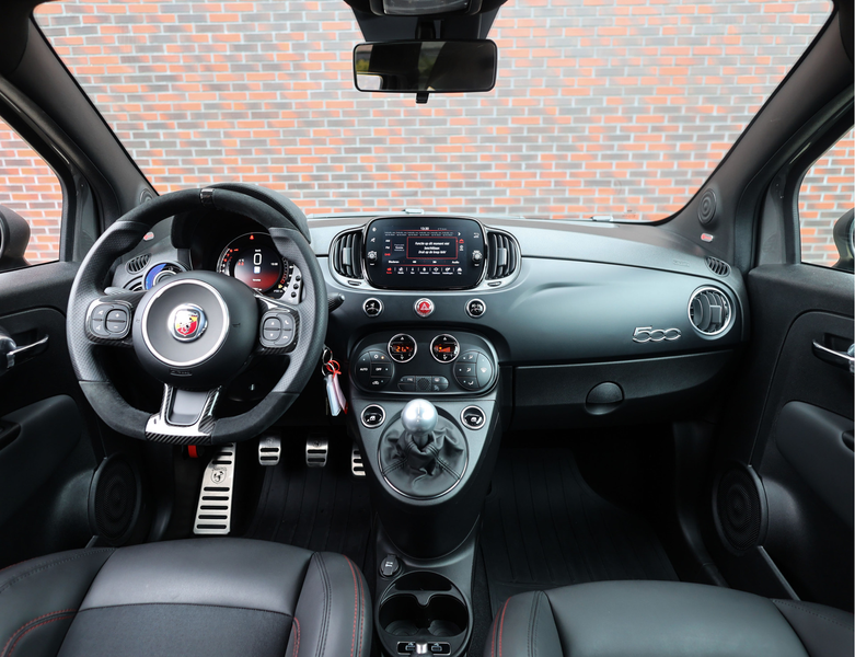 Abarth 695 Competizione | Grigio Sfrenato - Sabelt sportstoel — photo 3