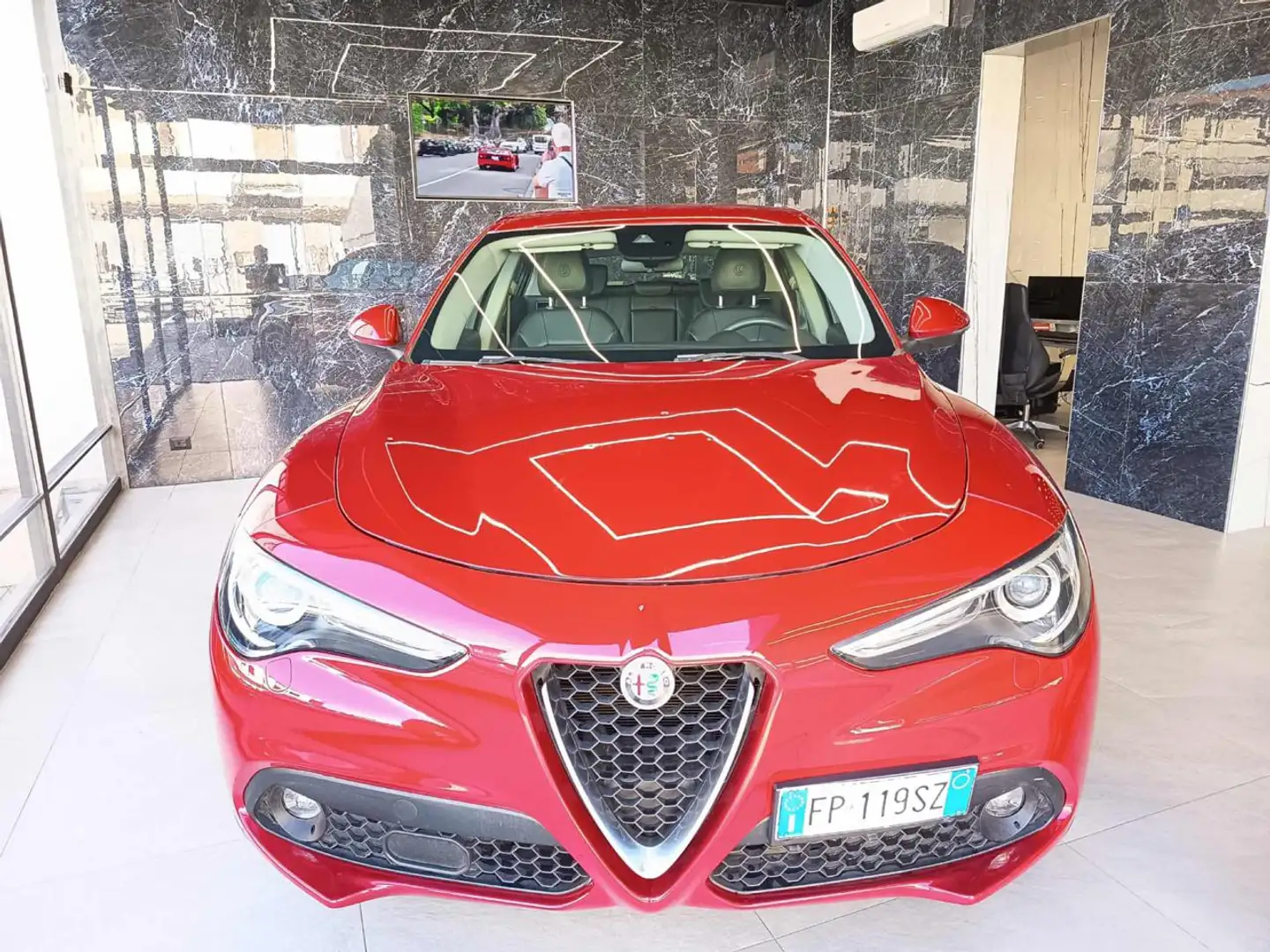 Alfa Romeo Stelvio 2.2 Turbodiesel 180 CV AT8 RWD Executive Rosso - 1