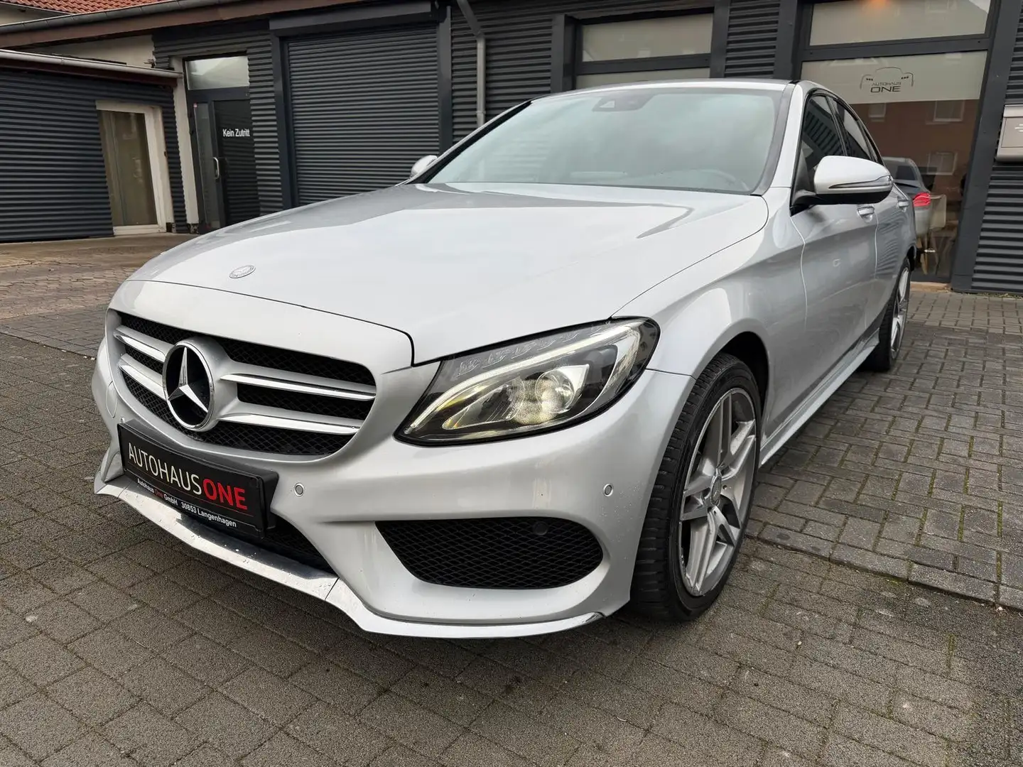 Mercedes-Benz C 250 d Lim. AMG/AIRMATIC/KEYLESSGO/STERNENHIMMEL Argintiu - 1