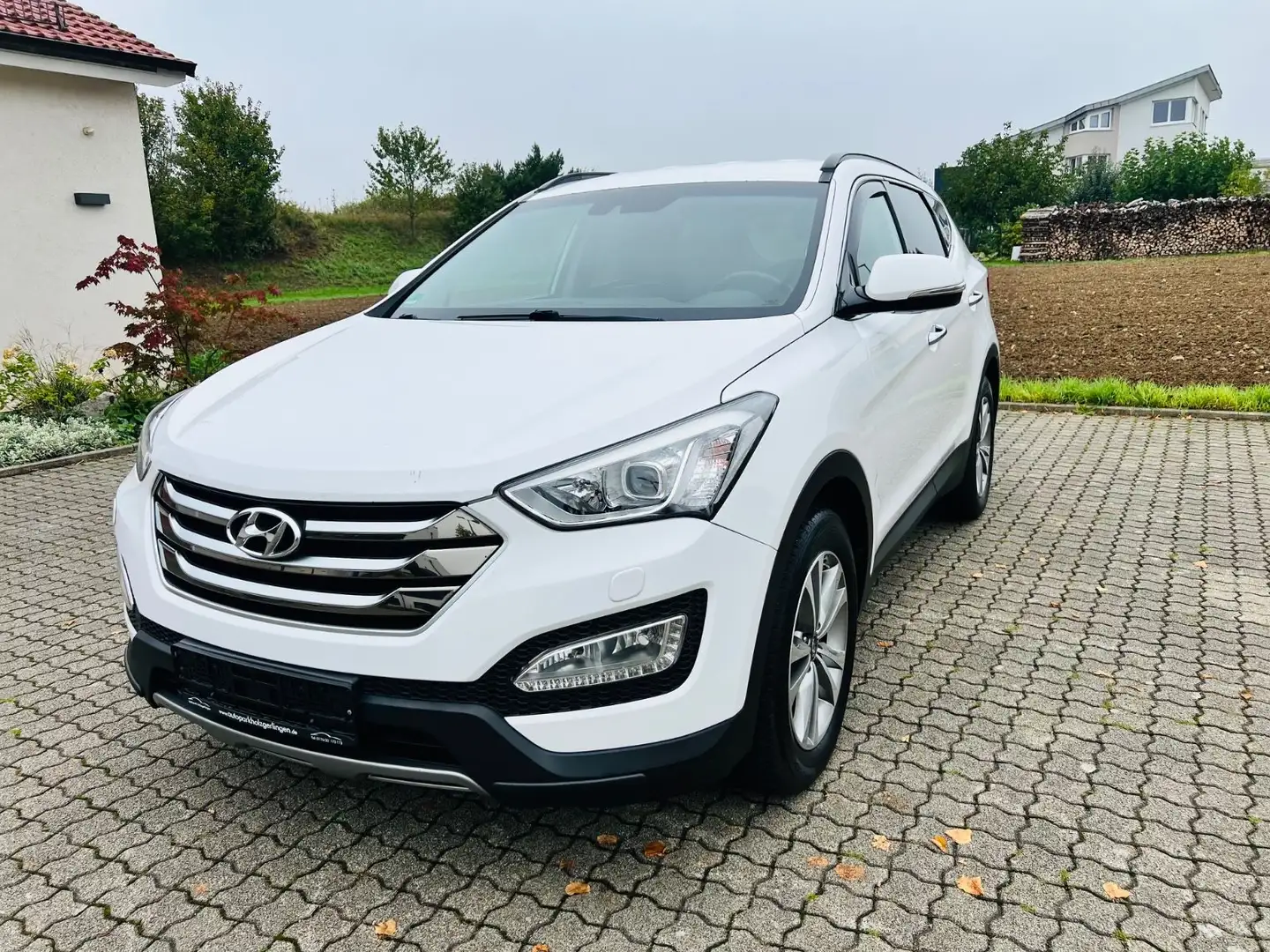 Hyundai SANTA FE Style 2WD*NAVI*LEDER*KAMERA*4xSITZHZG* Weiß - 1