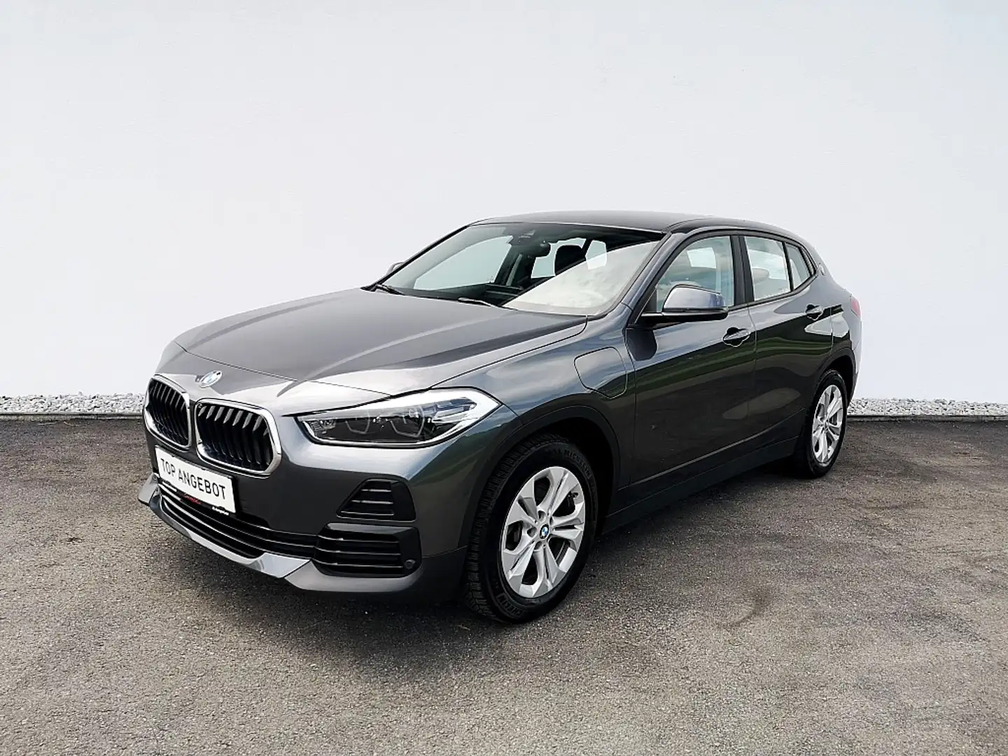 BMW X2 xDrive25e PHEV Aut. Grau - 1