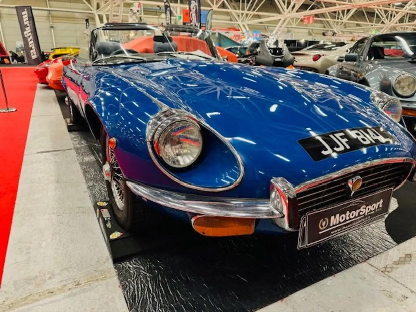 Jaguar E-Type 5.3 V12 SPIDER Albastru - 1
