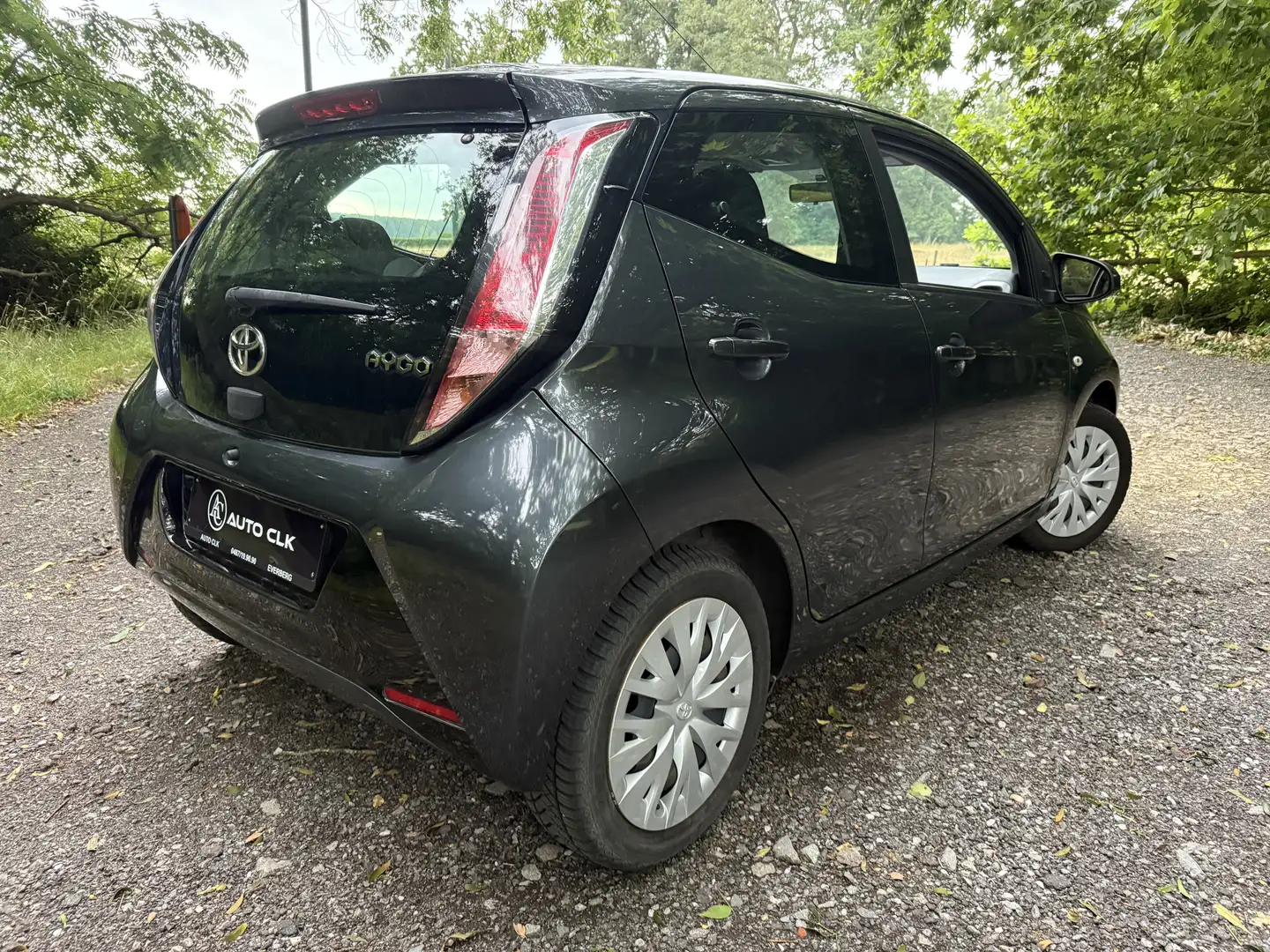 Toyota Aygo Aygo 1.0i VVT-i X Camera Cruiss.c 1erProp GARANTIE Gris - 2