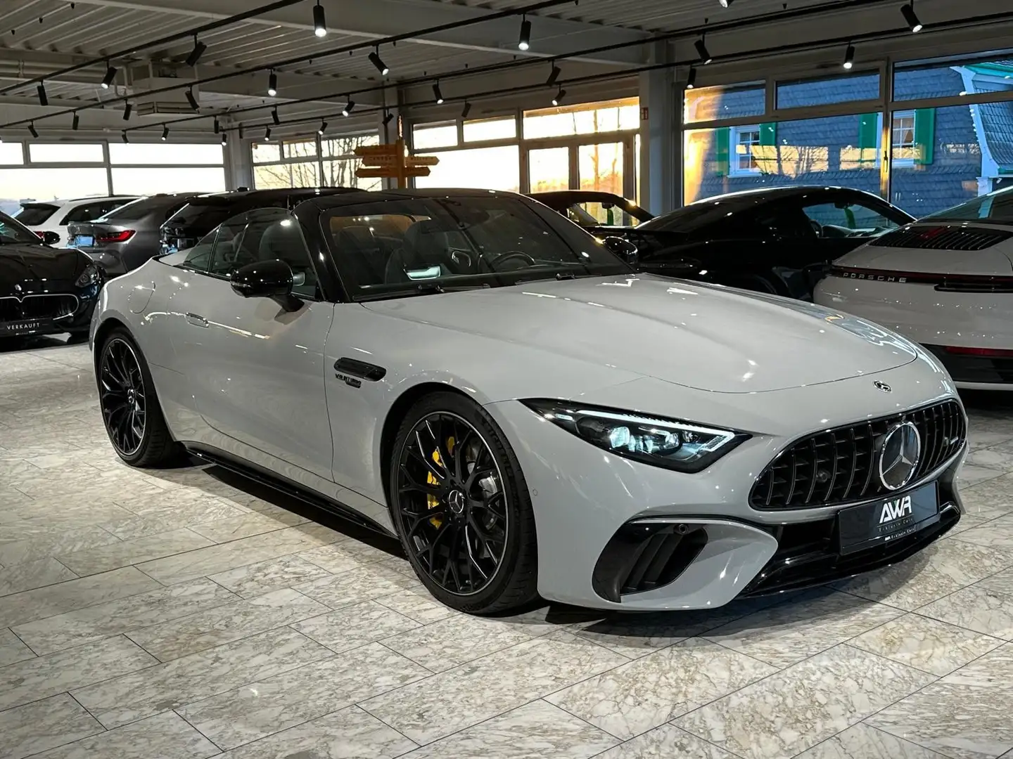 Mercedes-Benz SL 63 AMG 4Matic HINTERACHSLENKUNG*21"BURMESTER* Grau - 2