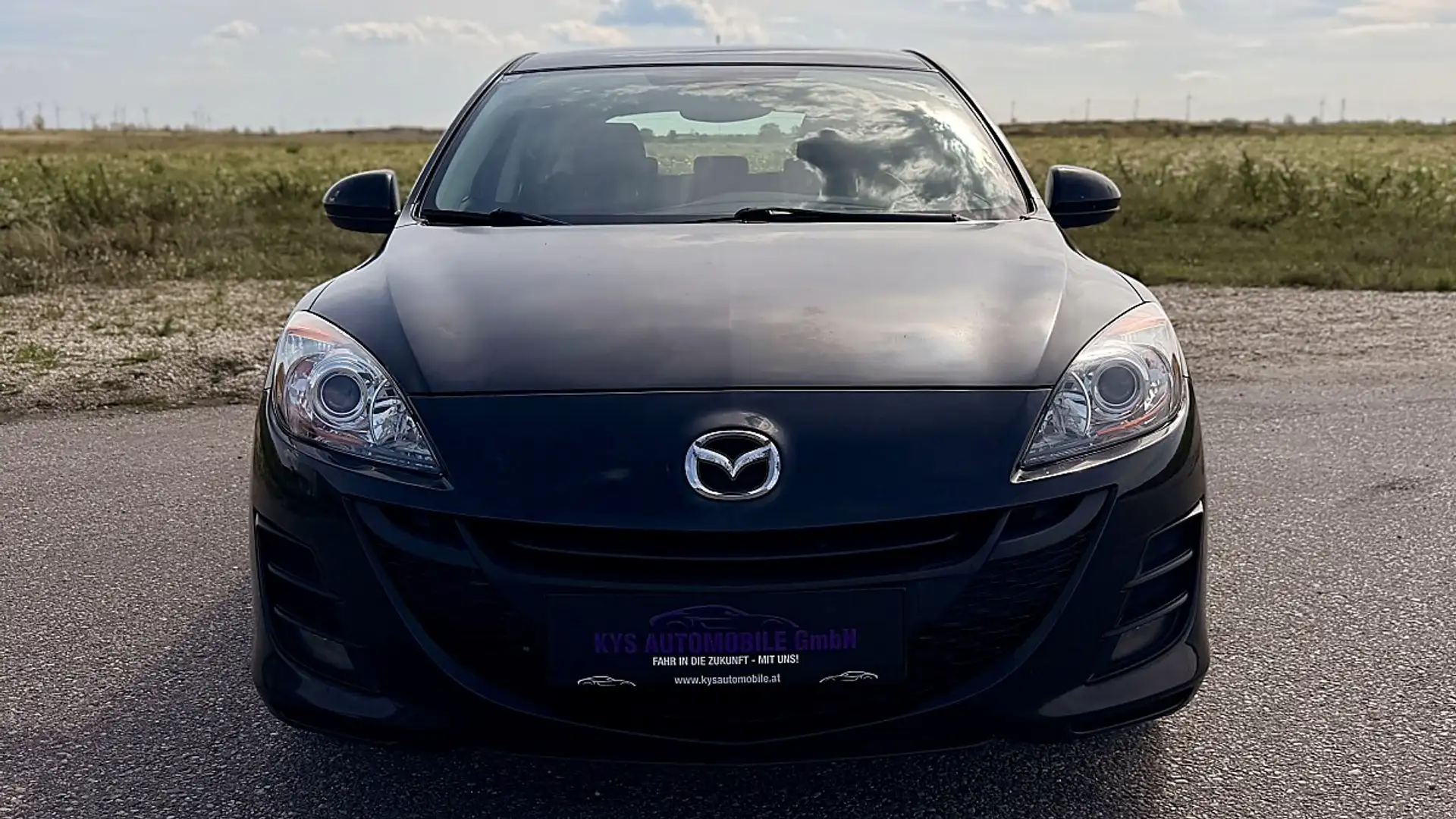 Mazda 3 Mazda 3 1.6 Style • 105 PS • Pickerl 03/2027 • ... Schwarz - 2