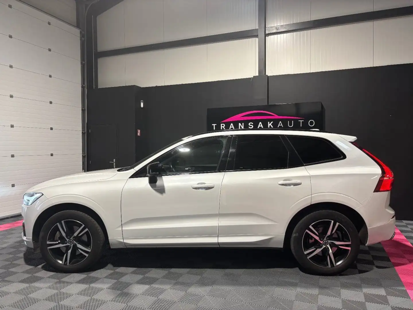 Volvo XC60 B4 (Diesel) AWD 197 ch Geartronic 8 R-Design Blanc - 2