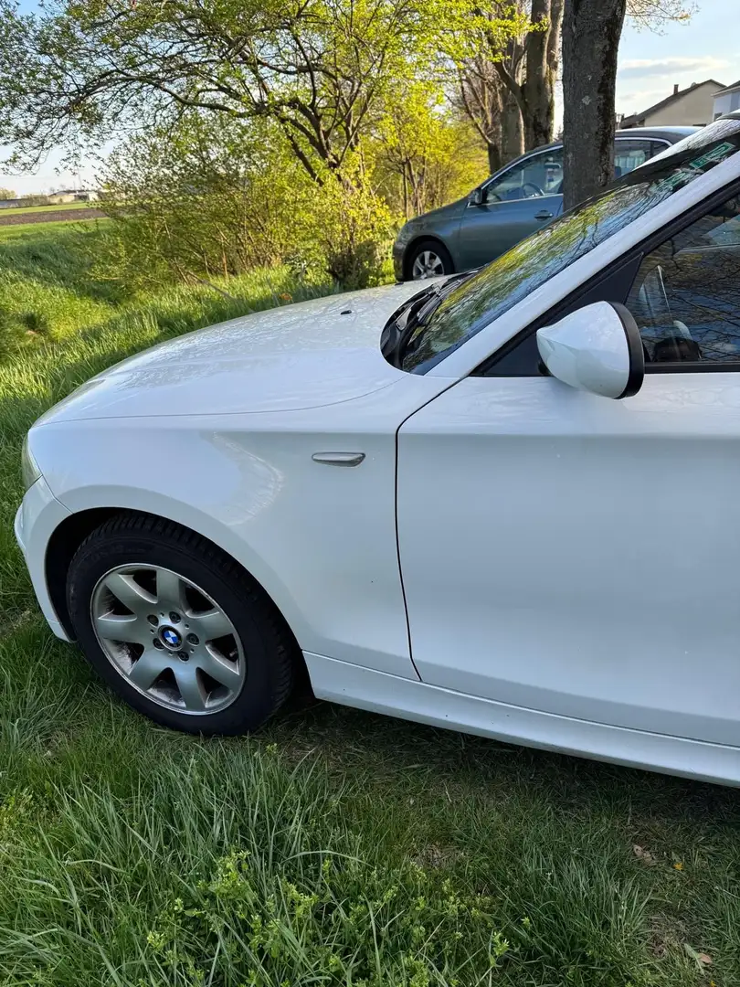 BMW 116 116i Advantage Advantage Weiß - 2