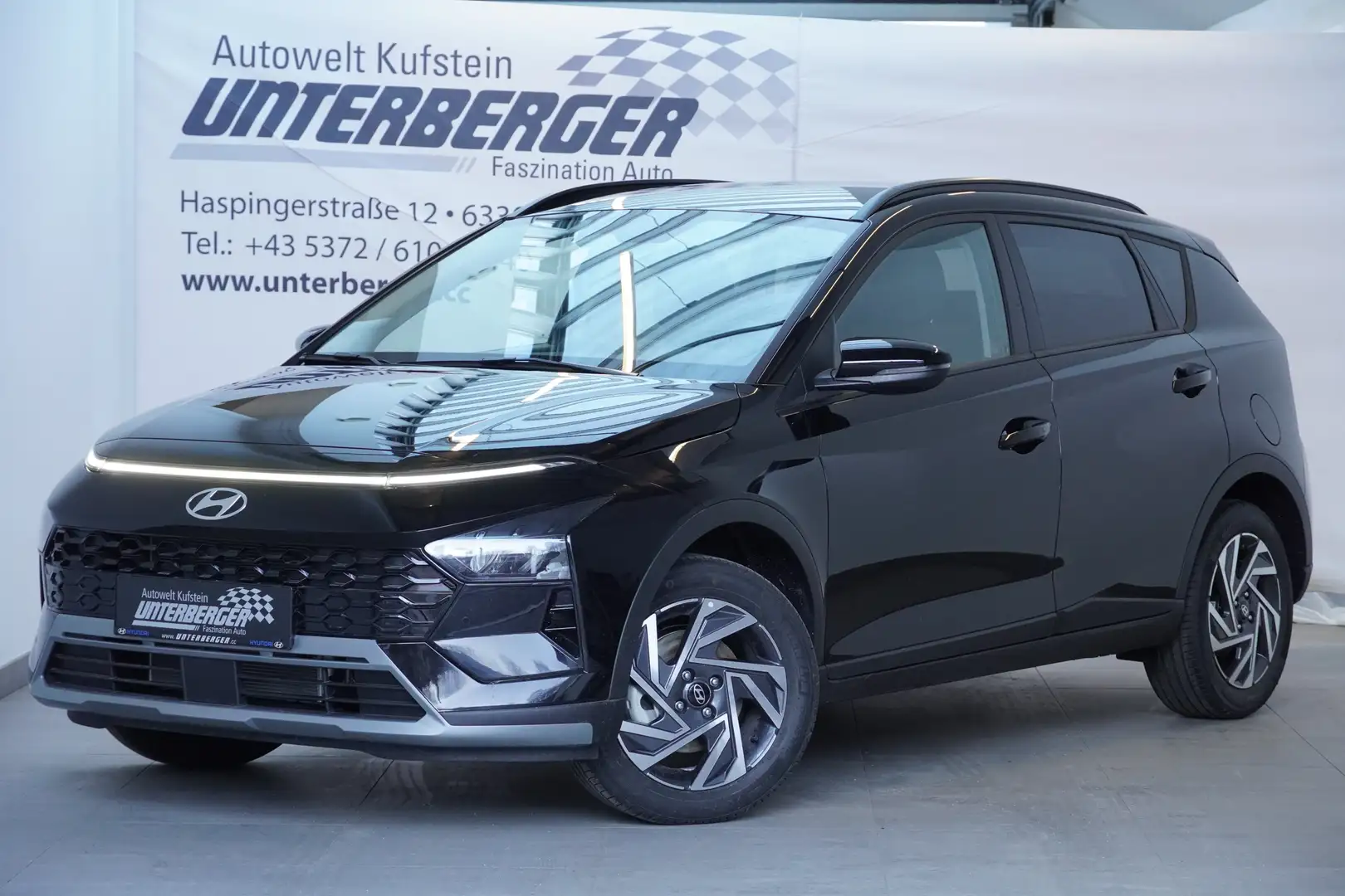 Hyundai BAYON GO Plus 1.0 T-GDI Schwarz - 1