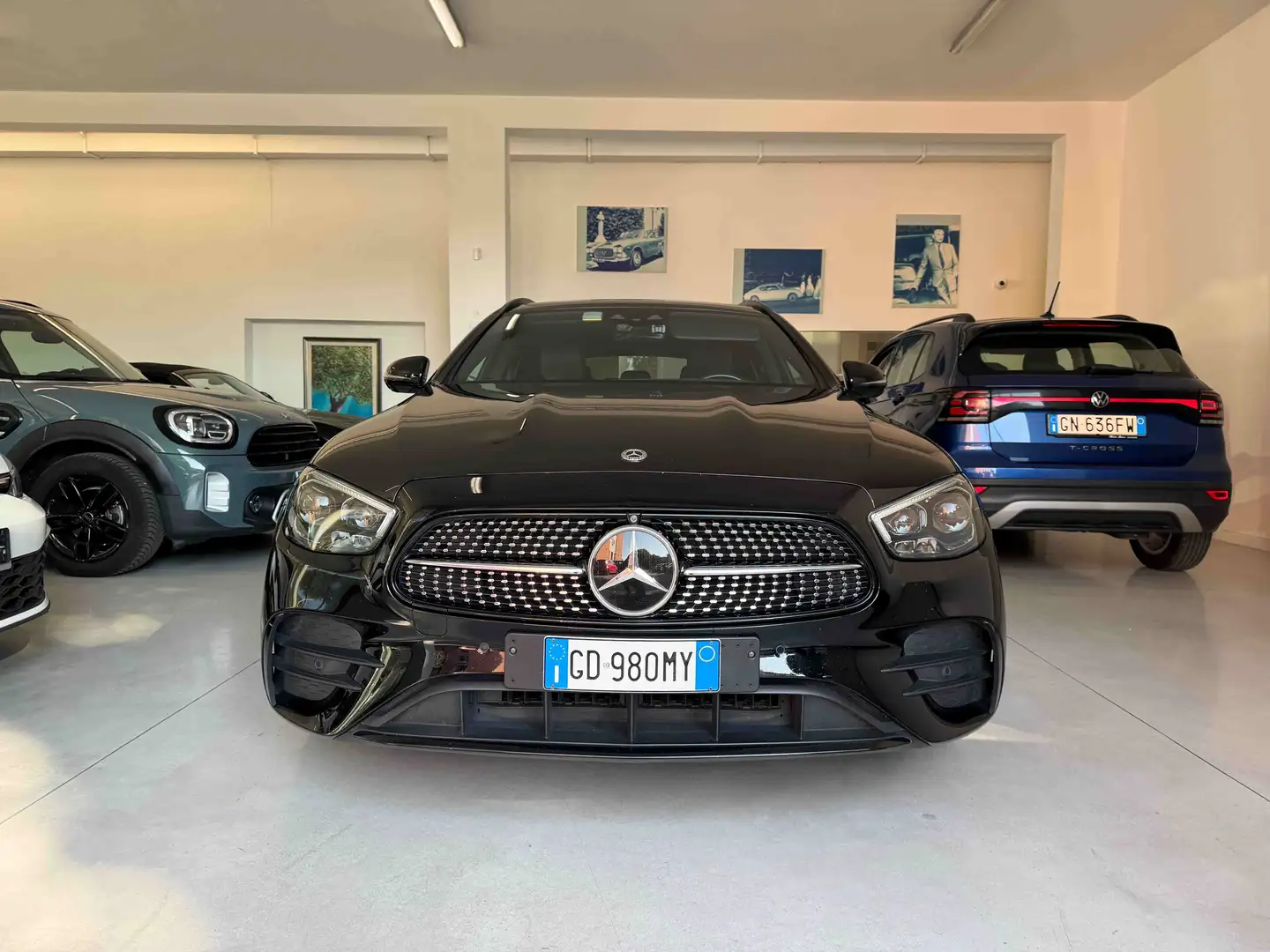 Mercedes-Benz E 300 E 300 SW de phev (eq-power) PremiumPlus 4matic Aut Noir - 1