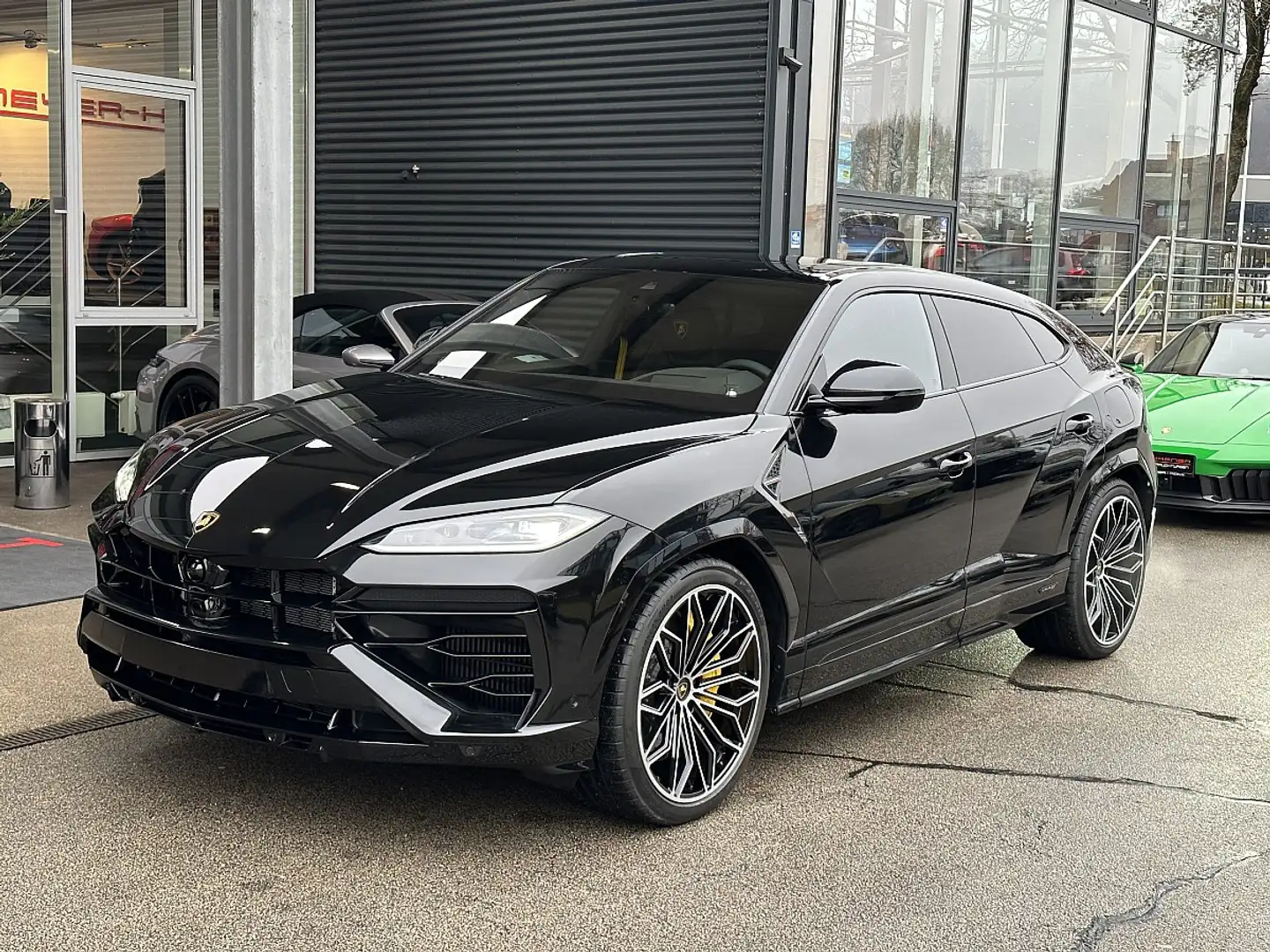 Lamborghini Urus URUS SE Schwarz - 1