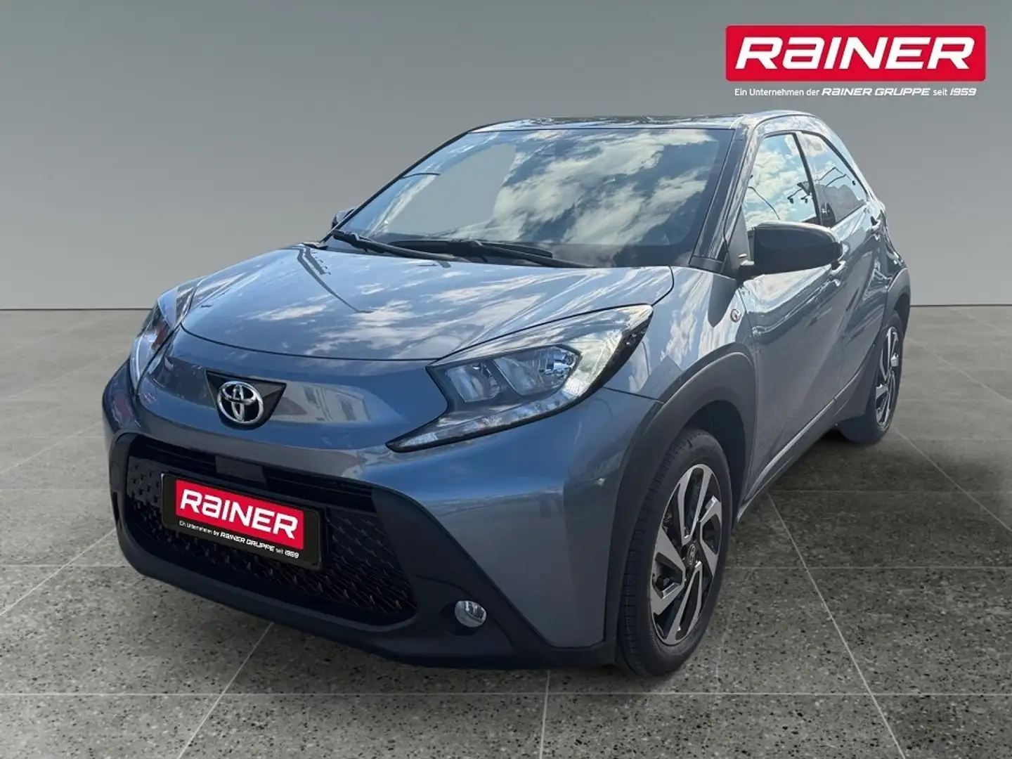 Toyota Aygo X 1,0 VVT-i Pulse CVT Grau - 1