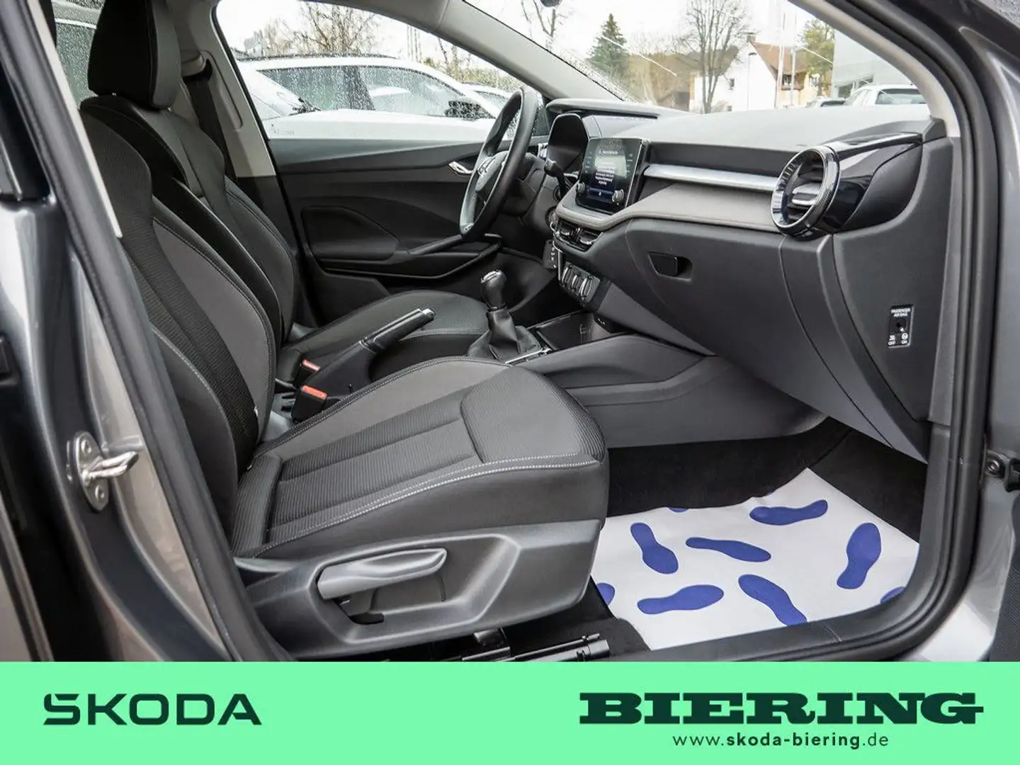 Skoda Fabia 1.0 TSI Tour KLIMA PDC SITZHEIZUNG LED Grijs - 2