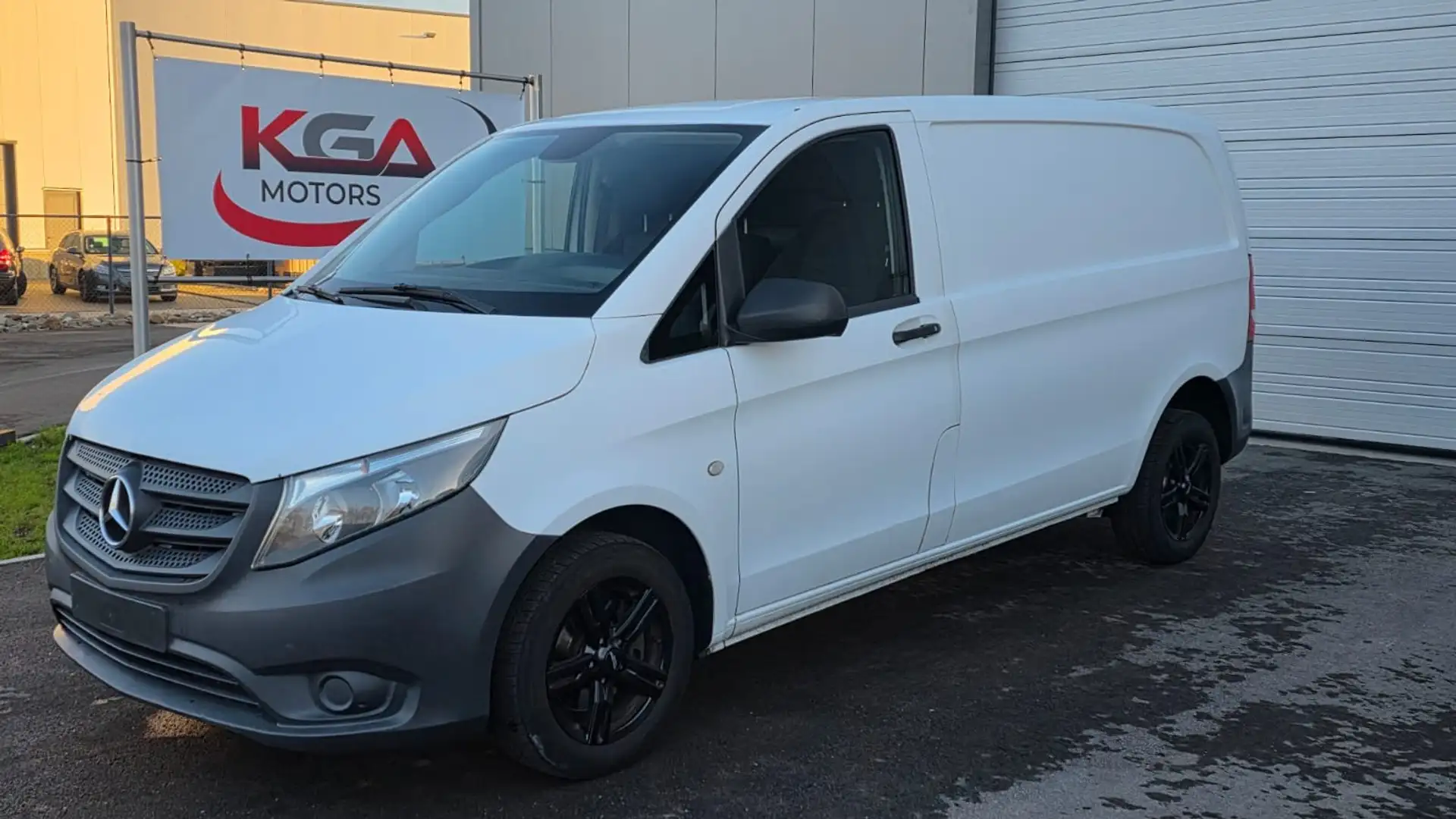 Mercedes-Benz Vito Vito 114 CDI Lang Blanc - 1