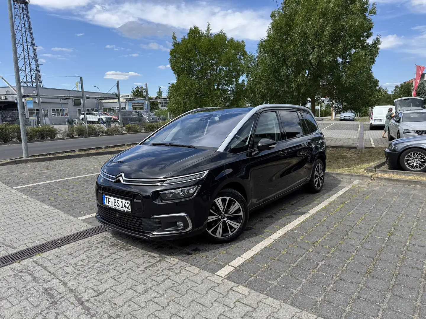 Citroen Grand C4 SpaceTourer Shine Zwart - 2