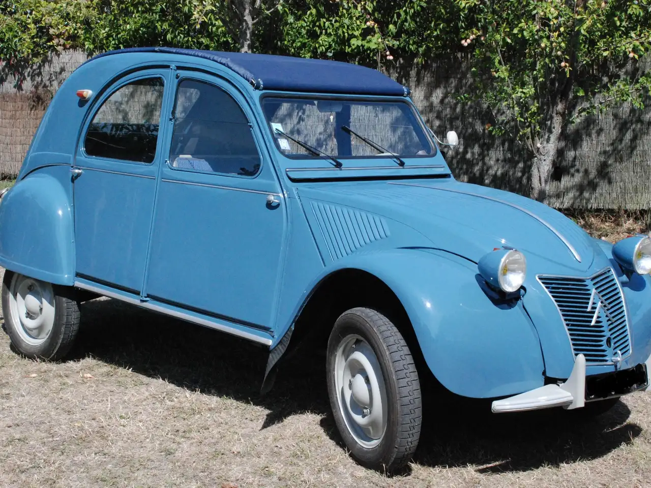 Citroen 2CV 