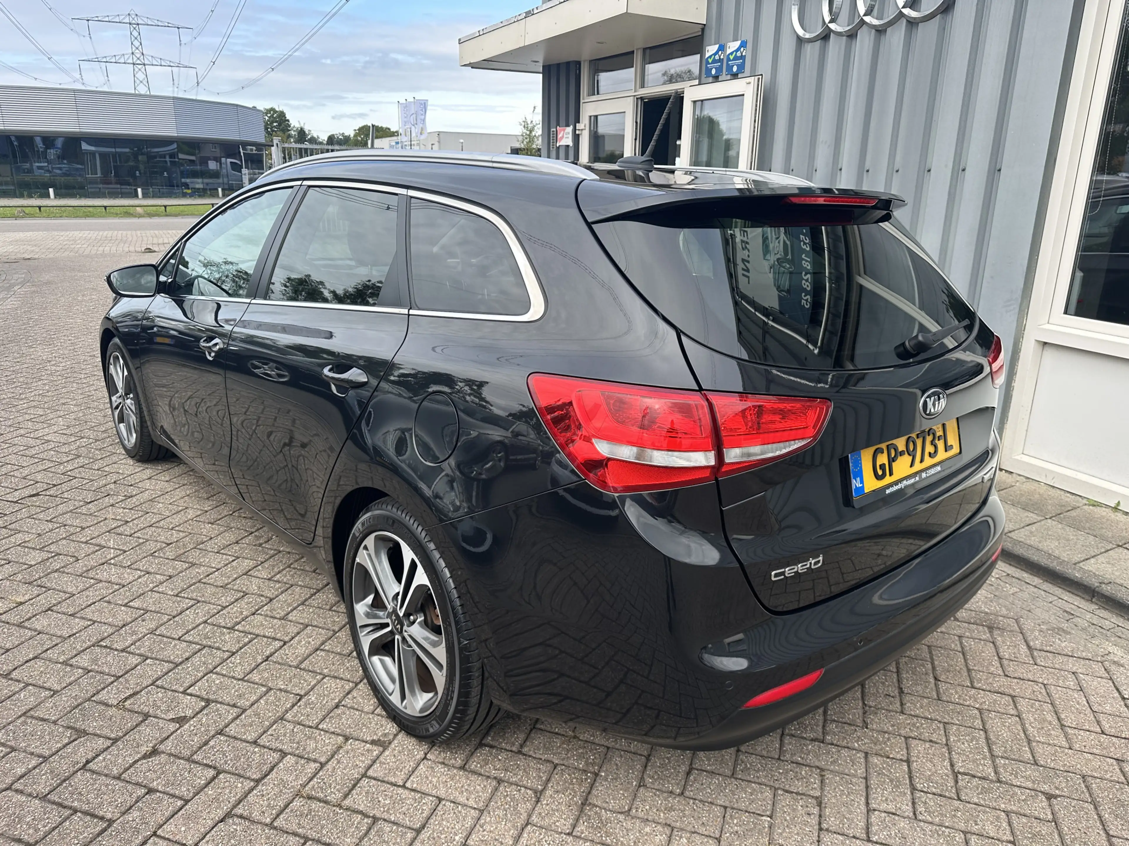 Kia Ceed SW / cee'd SW Sportswagon 1.6 GDI DynamicLine — photo 8