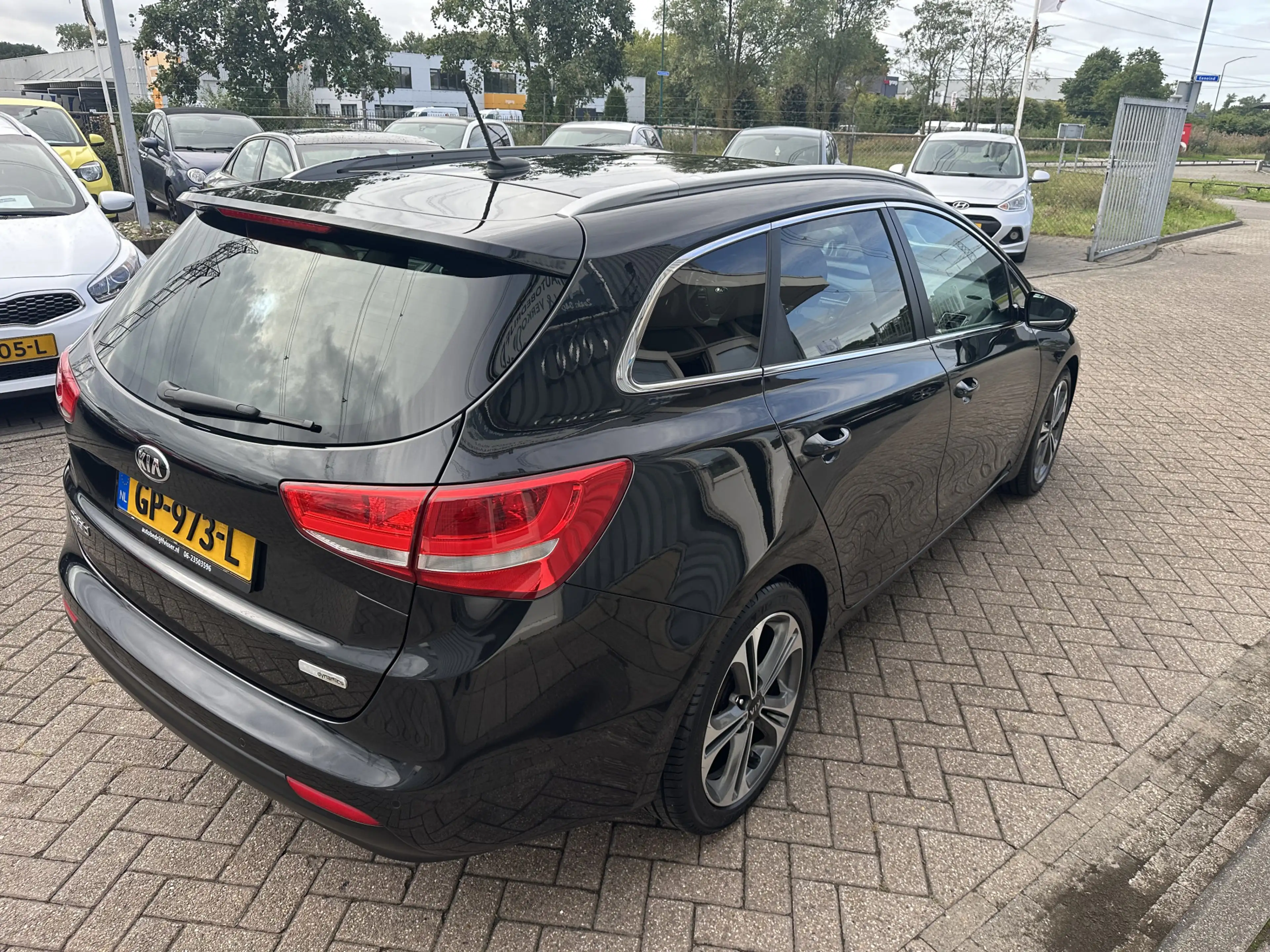 Kia Ceed SW / cee'd SW Sportswagon 1.6 GDI DynamicLine — photo 10