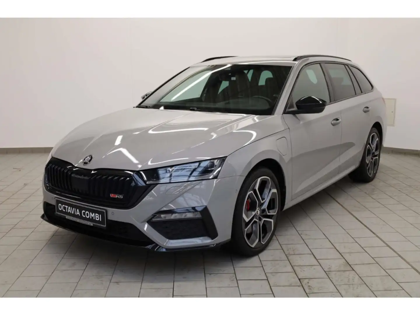 Skoda Octavia Combi 1.4 TSI iV RS First Edition DSG Grau - 2