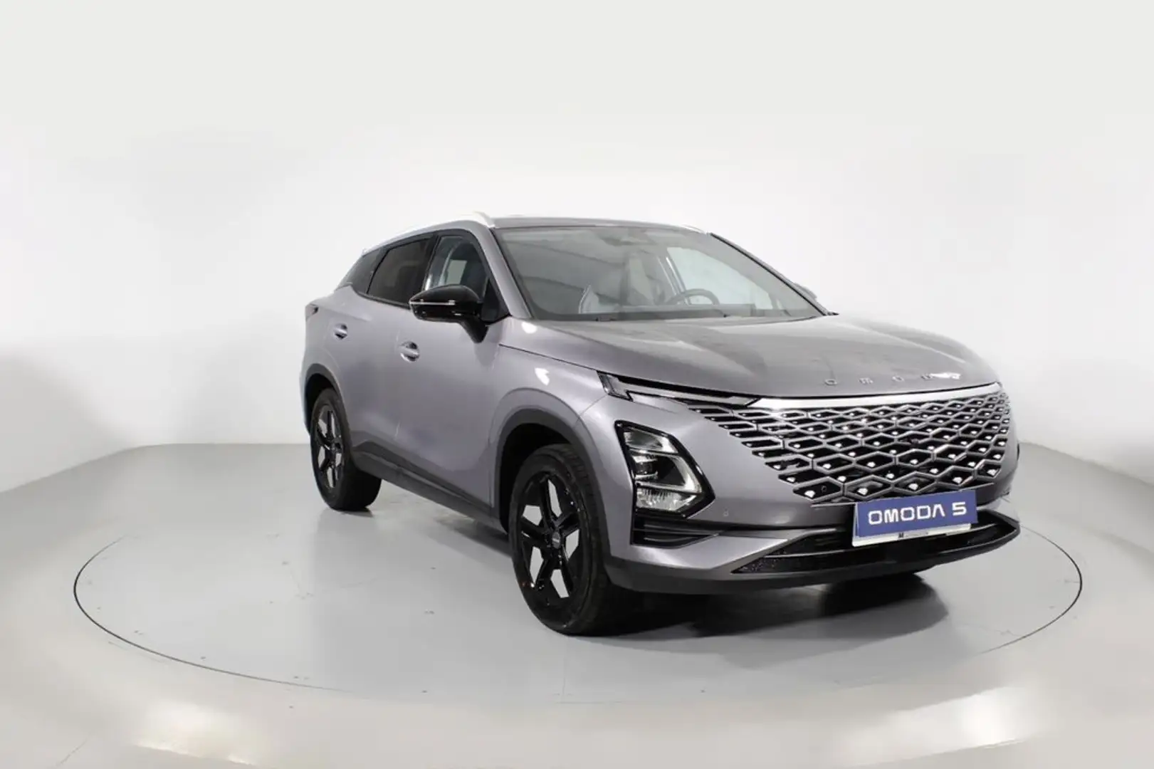 Omoda 5 1.6 T-GDI 108KW PREMIUM DCT P Gris - 1