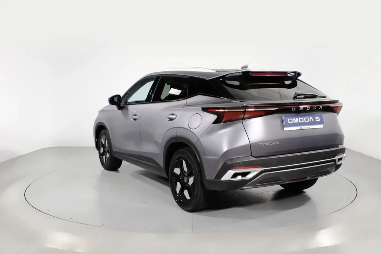 Omoda 5 1.6 T-GDI 108KW PREMIUM DCT P Gris - 2