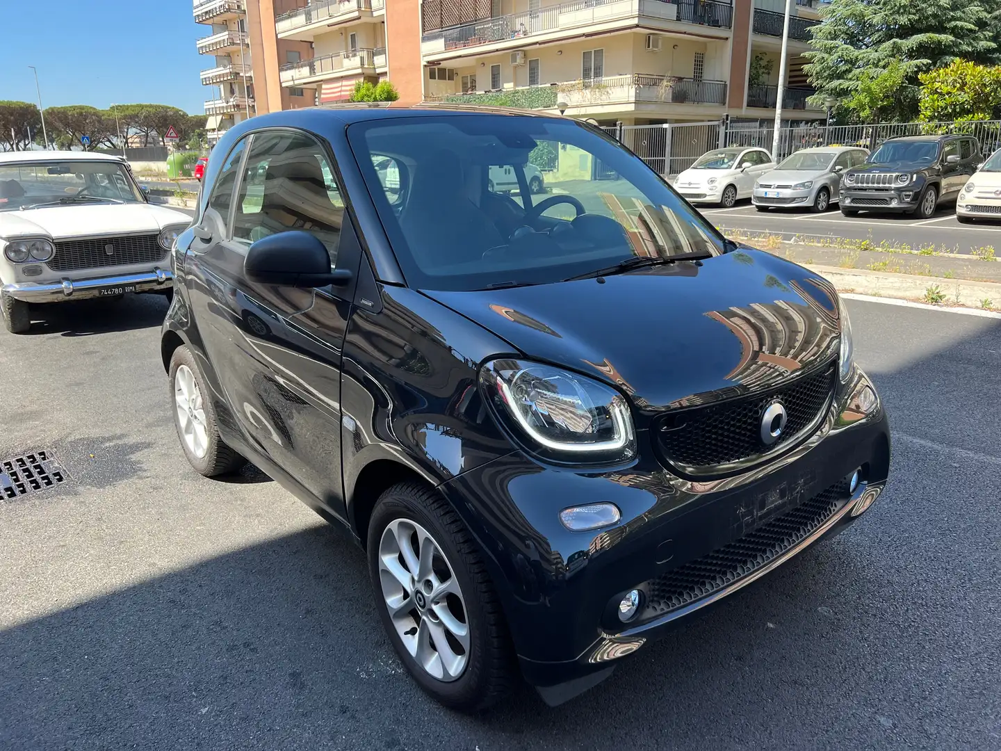 smart forTwo PASSION LED NAVI PDC SEDILI RISCALDATI BLUETOOTH Nero - 2
