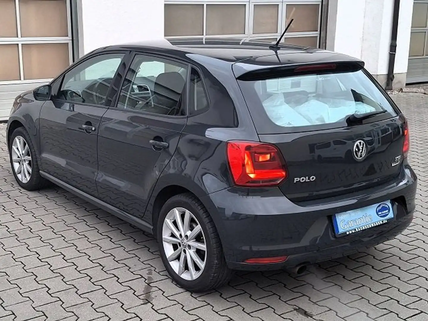 Volkswagen Polo Highline BMT*LED*PDC*KLIMA*So+WiR*ALU*SiHzg*5tü Grau - 2