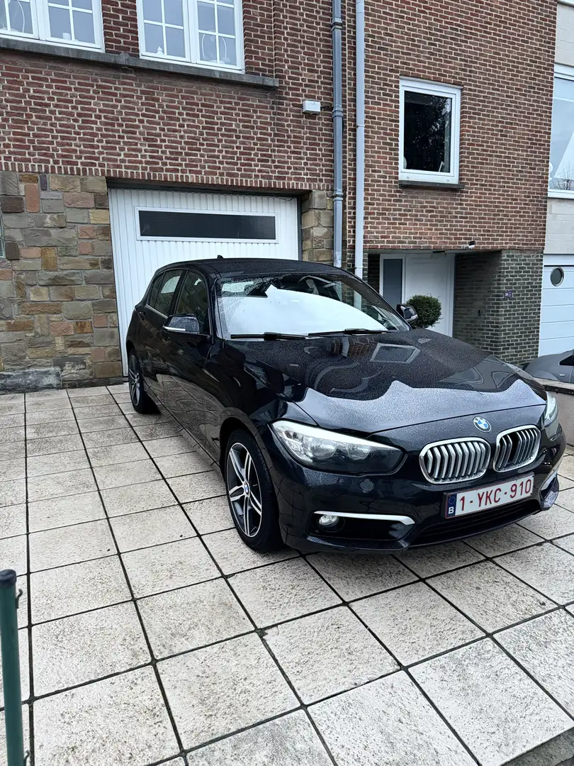 BMW 114 Black - 2