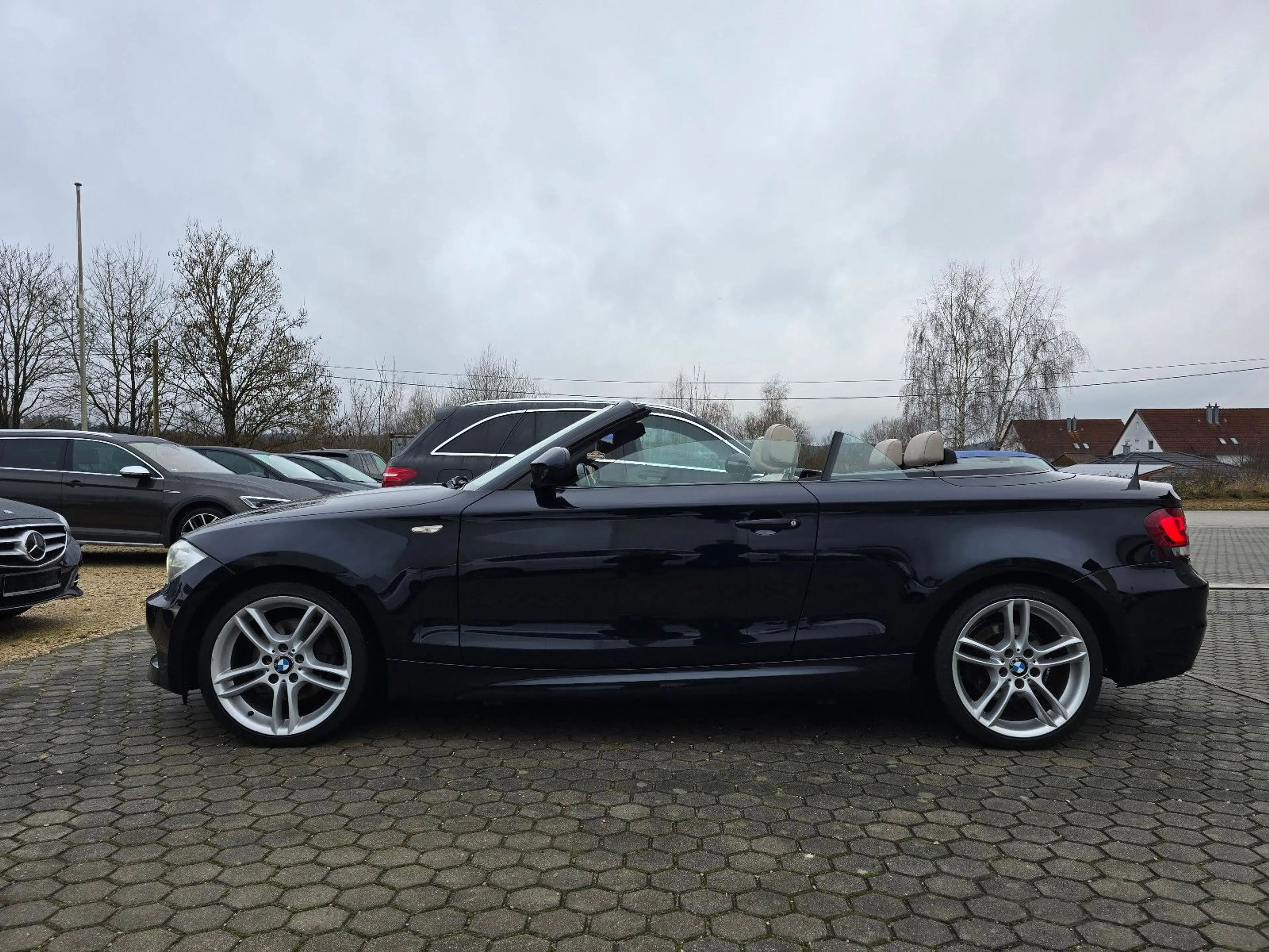 BMW 120 1 Cabrio 120d/ TÜV NEU — photo 3