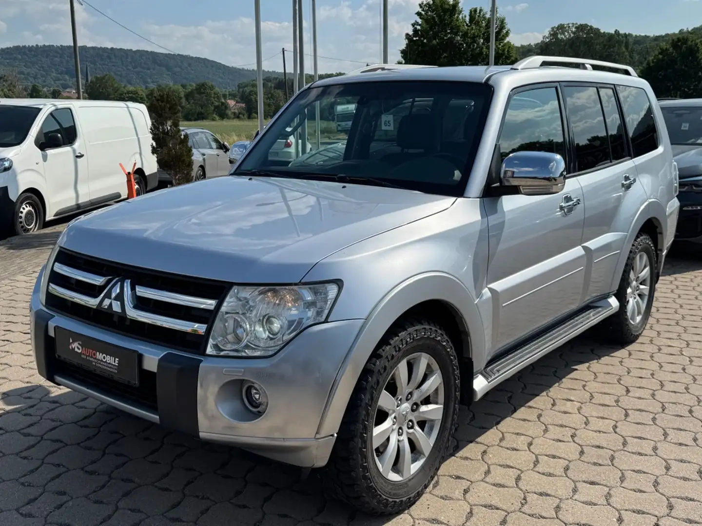 Mitsubishi Pajero 3.2 DI-D Edition 100 Argent - 1