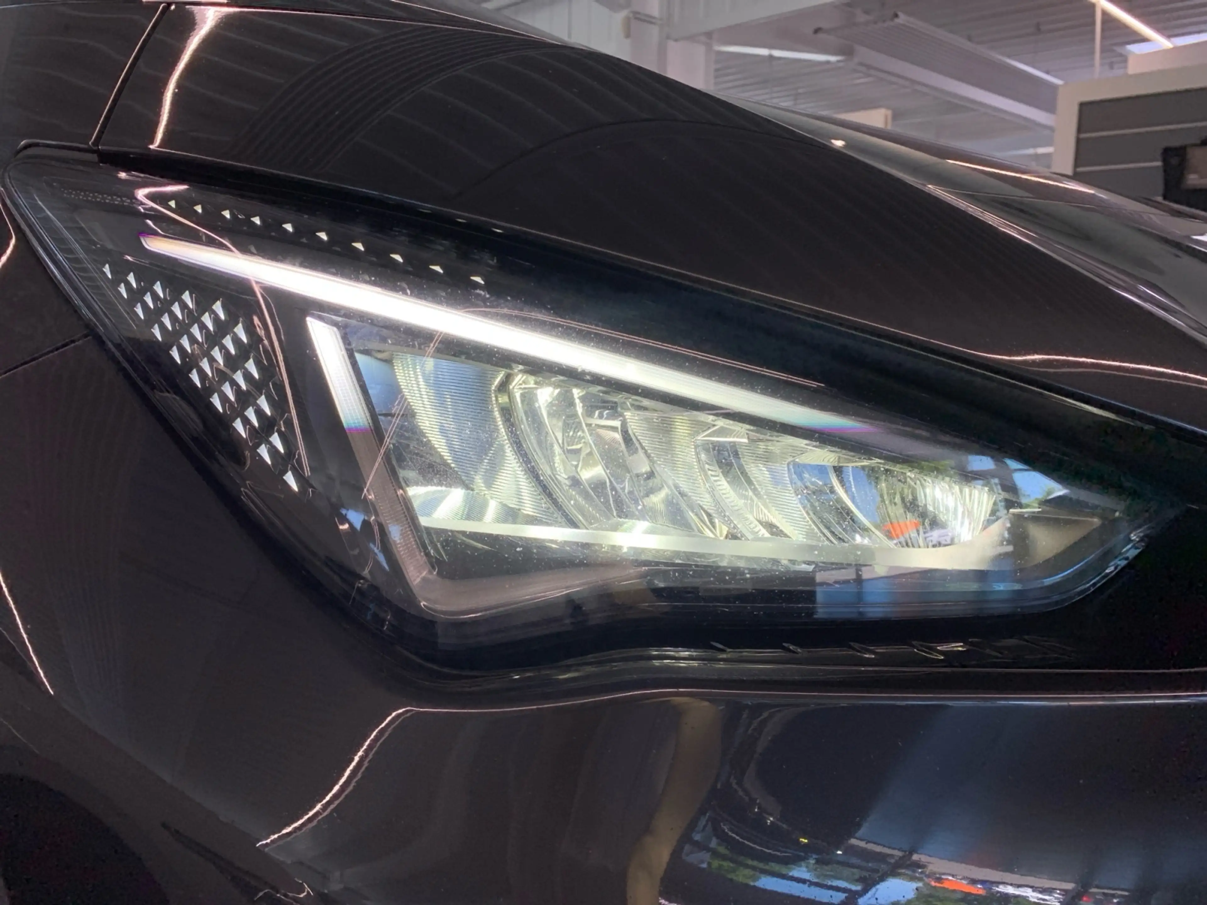 CUPRA Born 62kWh APP WÄRMEPU HEAD KAM 20" ACC — photo 5